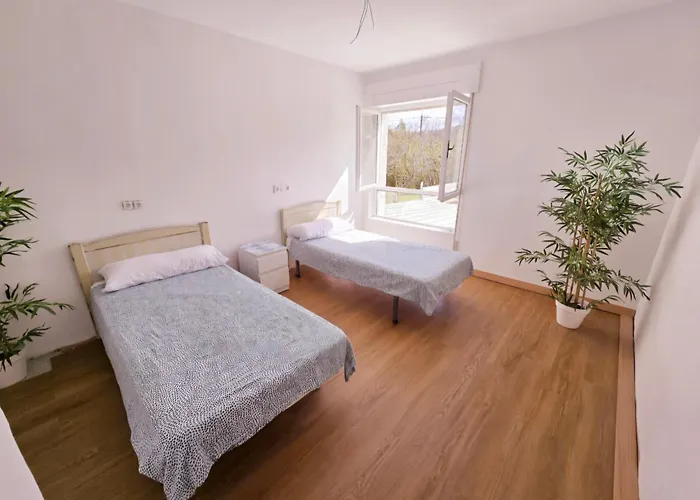 Llanes Paradise Hostel Cardoso